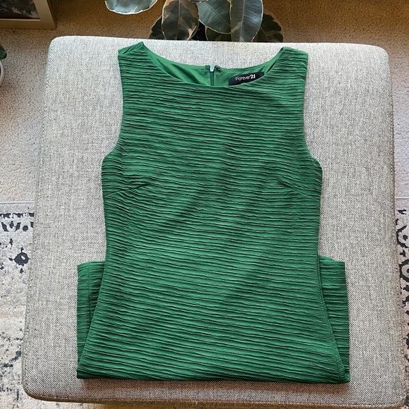 Y2K Vintage Forest Green Ruched Dress, Circa 2008 - Picture 1 of 17
